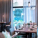 Zeit 4* Lenzing